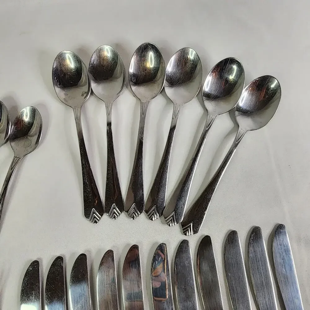 Cambridge Stainless Steel Utensil Lot Of 31